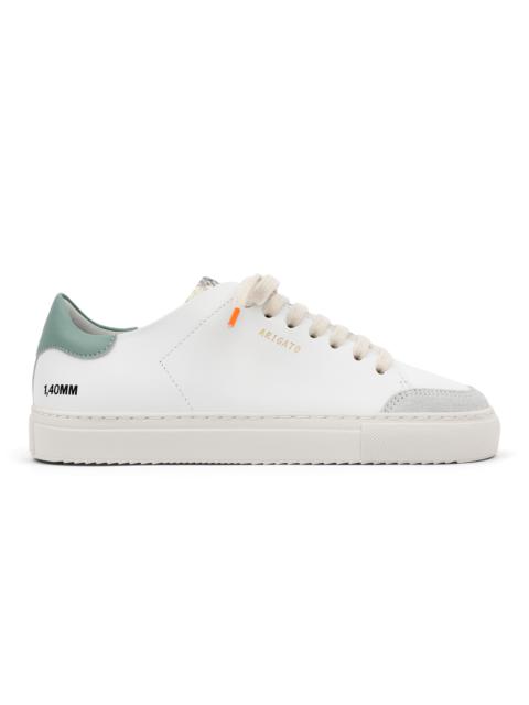 Clean 90 Triple Sneaker