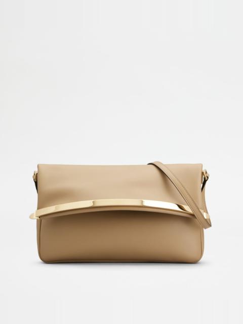 FLAP BAG IN LEATHER SMALL - BEIGE