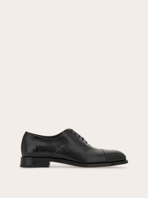 Tramezza Oxford with toe cap