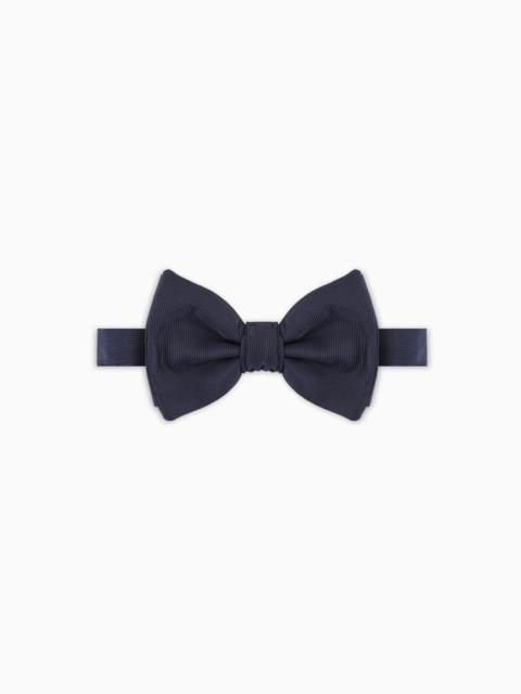 Pure silk knotted bow tie