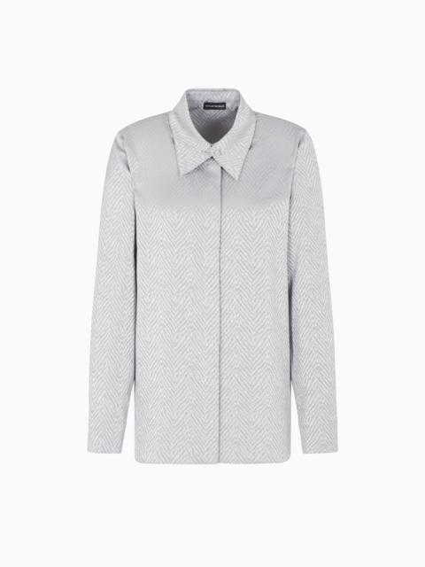 SHIRT WITH CHEVRON MOTIF PRINT