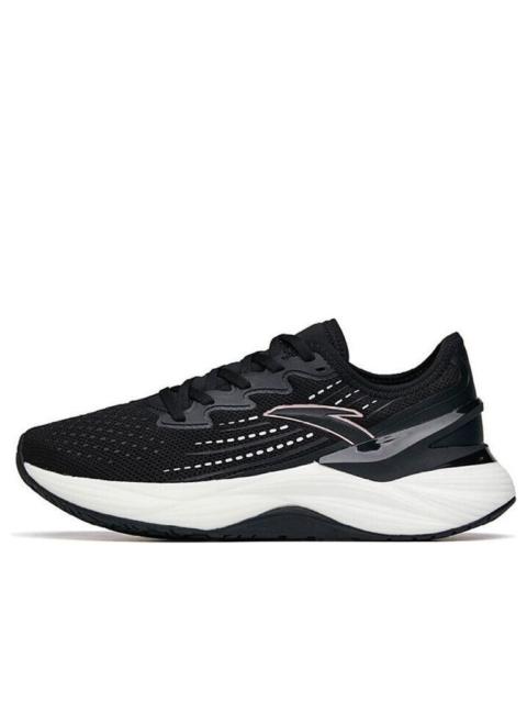 (WMNS) ANTA Chuang 2 'Black White' 122215586-1