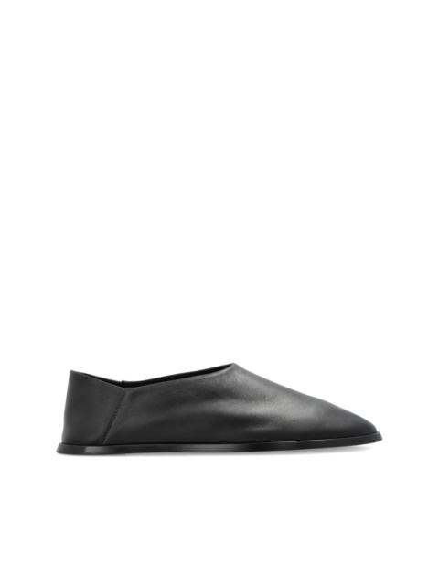 pointed loafers