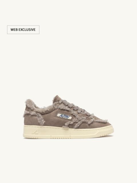 MEDALIST MUTTON SNEAKERS IN TAUPE SUEDE AND SHEARLING