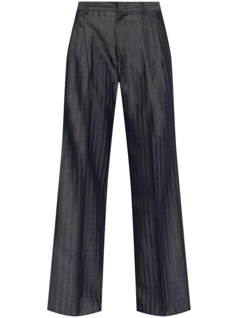 straight-leg tailored trousers