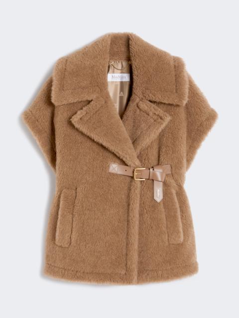 NEWABAVO4 Alpaca and cashmere Teddy cape