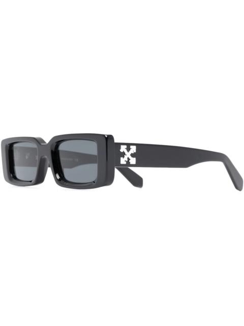 OFF-WHITE Arthur Square Frame Sunglasses Black/White (OERI016Y21PLA0011007)
