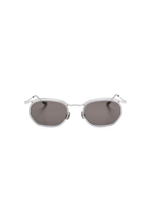 oval-frame sunglasses
