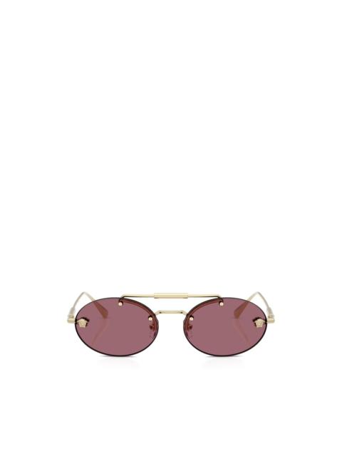 oval-frame sunglasses