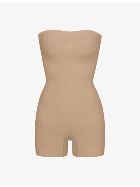 Seamless Sculpt strapless stretch-woven body