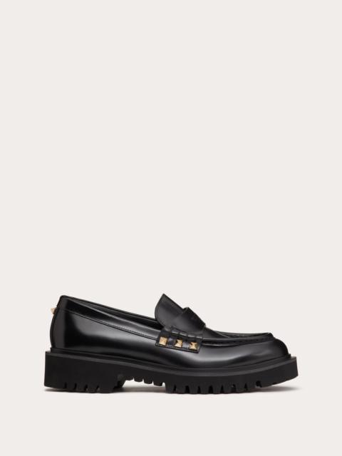 ROCKSTUD CALFSKIN LOAFER