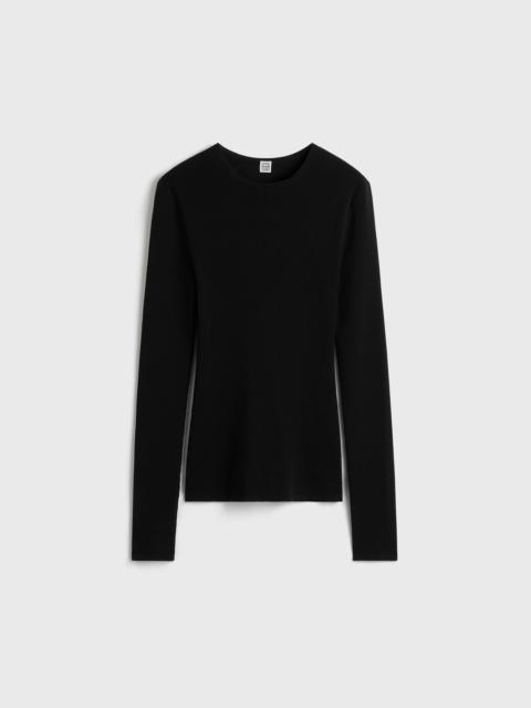 Compact cotton top black