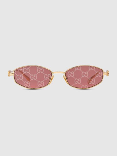 Oval frame sunglasses