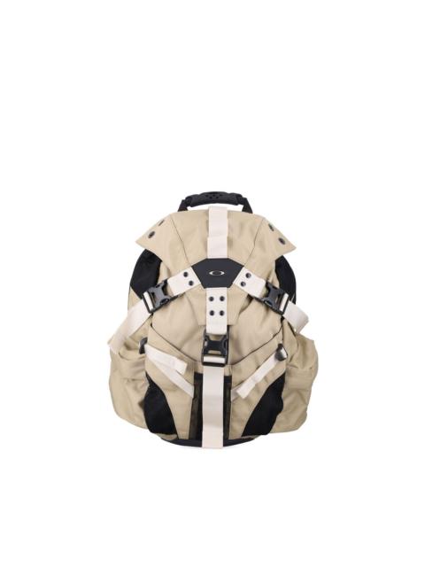 Icon Rc buckle strap backpack