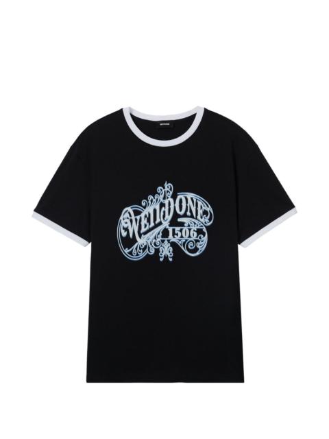 graphic-print T-shirt