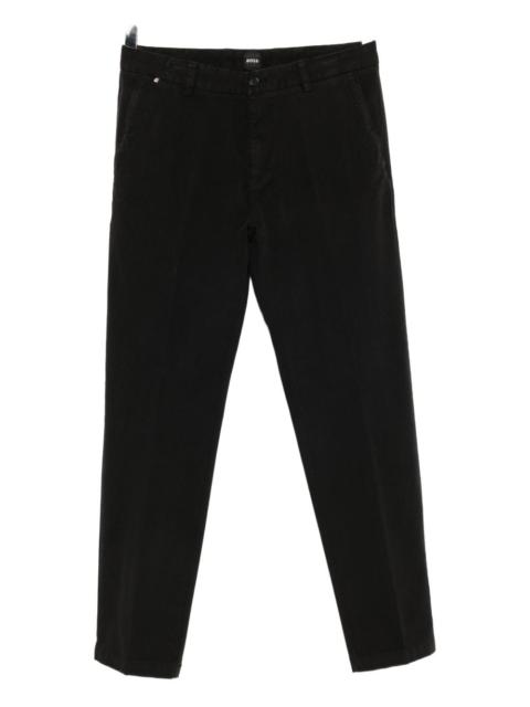 taper trousers
