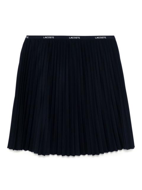 short pleated skirt