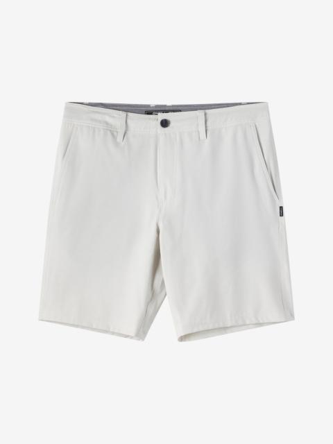 Reserve Light Check 19" Hybrid Shorts