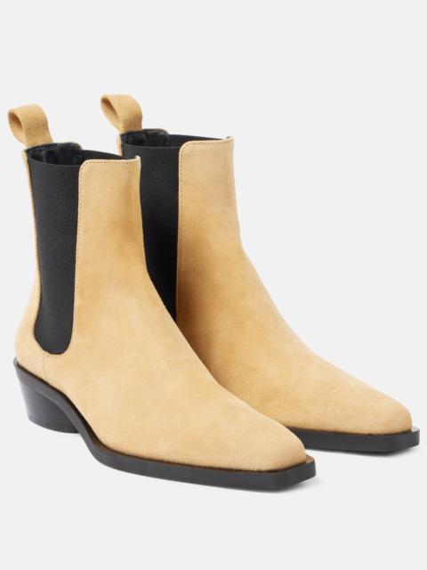 Bronco suede Chelsea boots