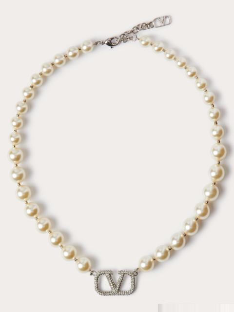 VLOGO SIGNATURE NECKLACE WITH PEARLS AND SWAROVSKI® CRYSTALS