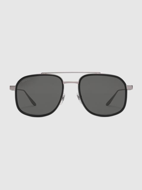 Navigator frame sunglasses