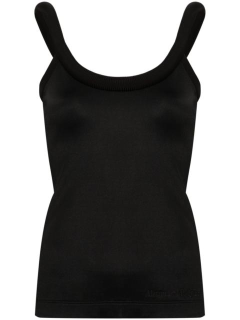 3D-detailing sleeveless top