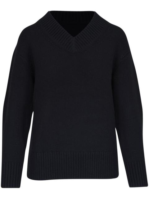 v-neck jumper