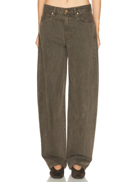 Ella Mid Rise Curve Leg