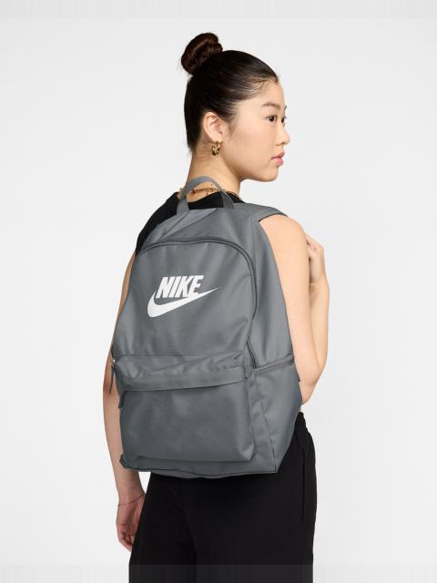 Nike Heritage Backpack (25L)