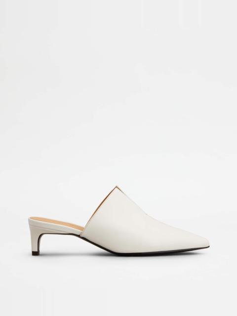 MULES IN NAPPA LEATHER - WHITE