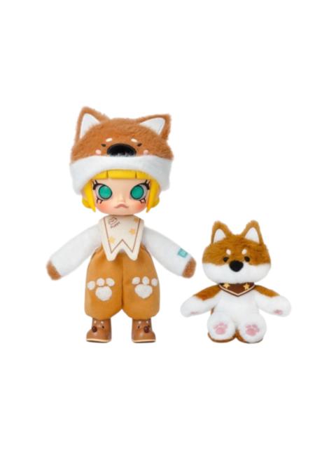 Pop Mart Molly Hugging 1/8 Figure