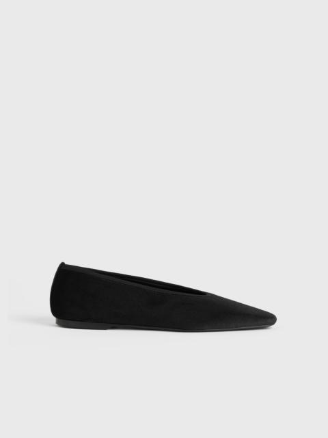 Minimalist velvet ballerinas black