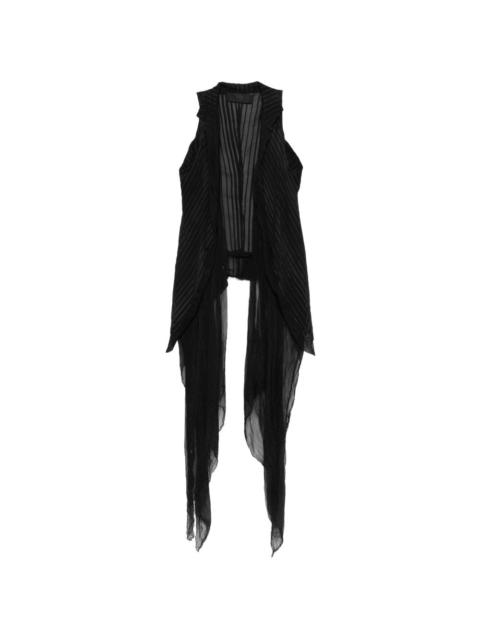 black sleeveless vest