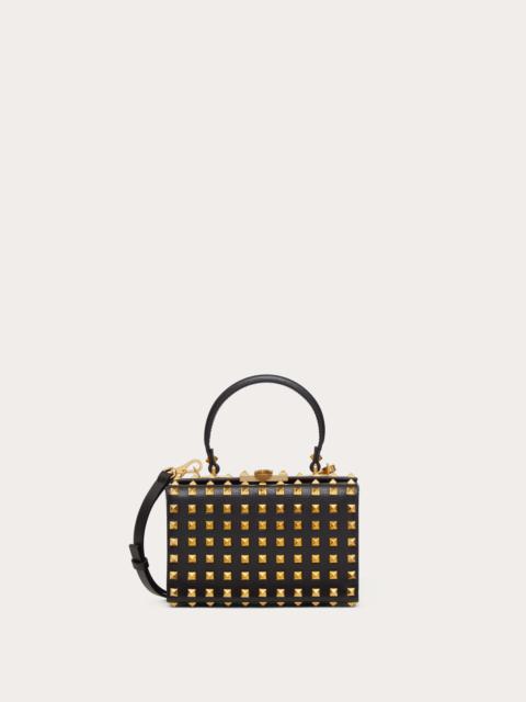 ROCKSTUD GRAINY CALFSKIN BOX BAG WITH ALL-OVER STUDS