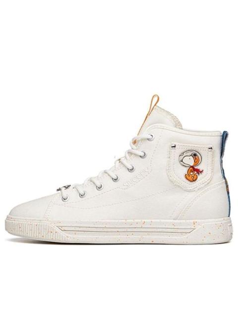 (WMNS) ANTA x Snoopy Skateboarding Series Sneakers High 'White' 922138604-1