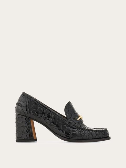F buckle heeled loafer