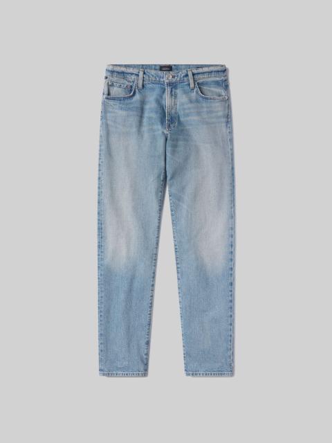 Adler Slim Archive
In Bauhaus