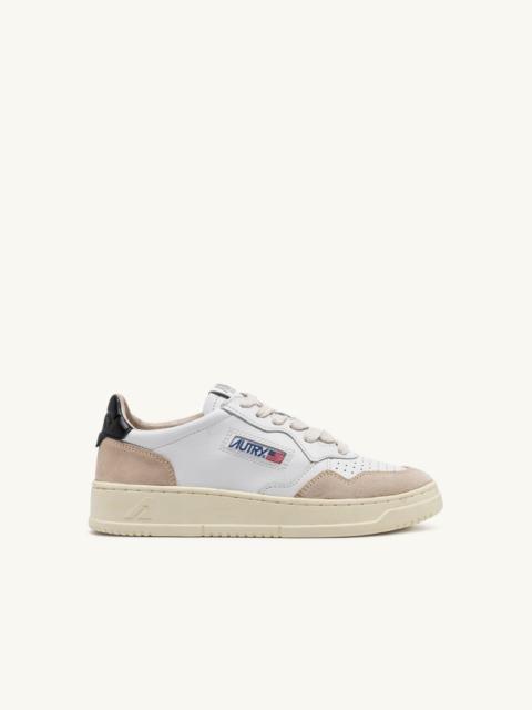 MEDALIST LOW SNEAKERS IN WHITE AND BLACK LEATHER AND BEIGE SUEDE
