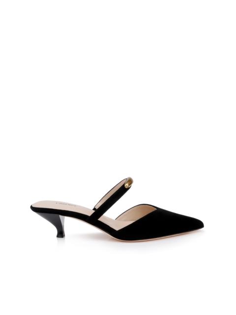 Catania Kitten-Heel Pump