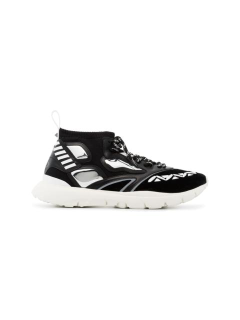 Heroes Reflex sneakers