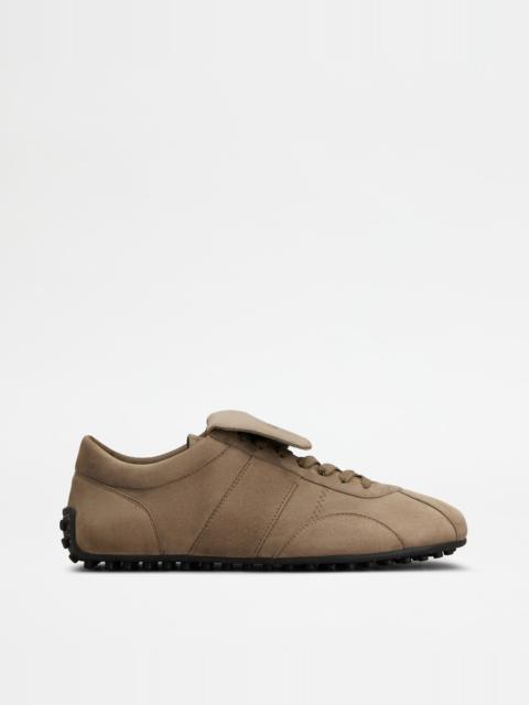 TOD'S T-MARATHON SNEAKERS IN PASHMY SUEDE - BROWN