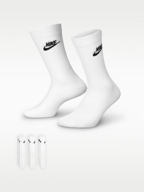 Nike Sportswear Everyday Essential Crew Socks (3 Pairs)