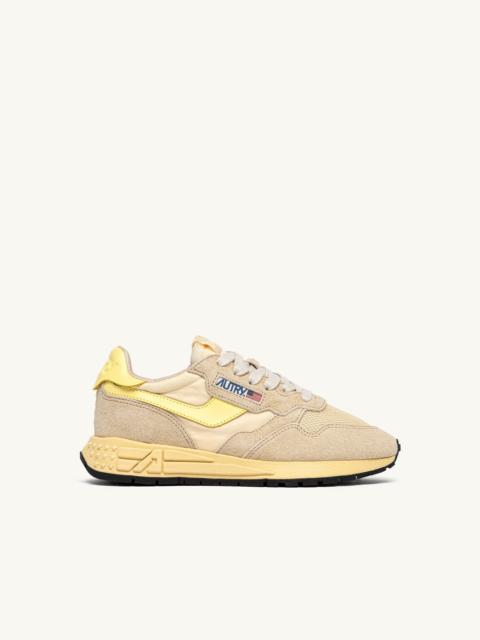 REELWIND LOW SNEAKERS IN ECRU AND LEMON MERINGUE NYLON AND SUEDE