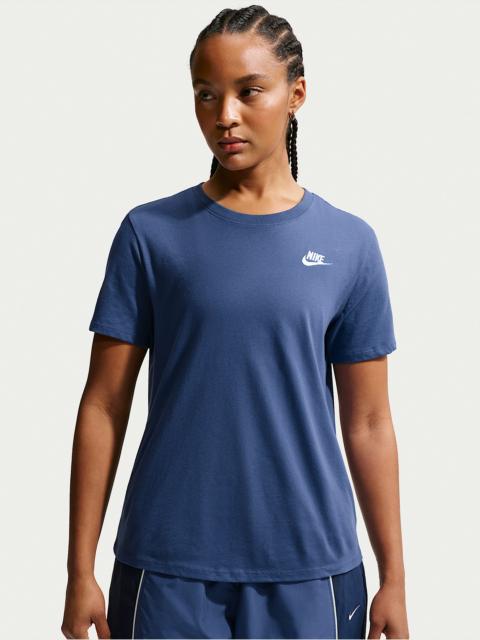 Nike Sportswear Club Essentials Women's T-Shirt