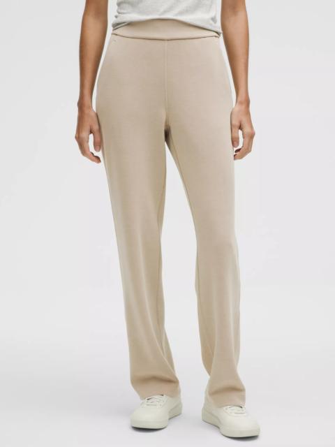 Softstreme High-Rise Straight-Leg Pant *Regular
