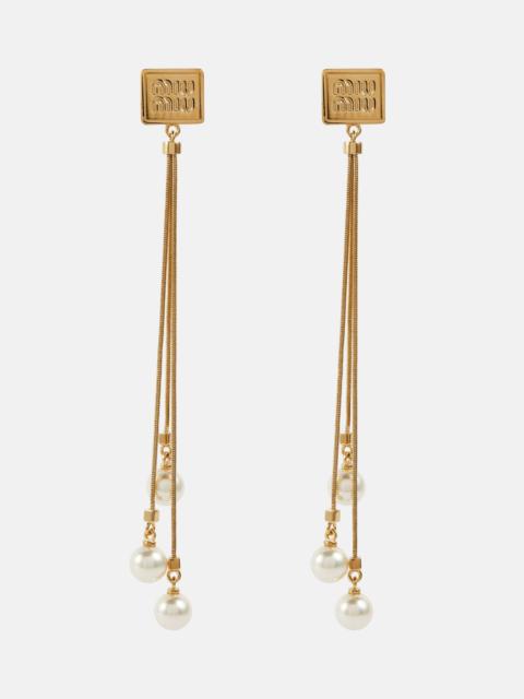 Faux pearl and brass earrings