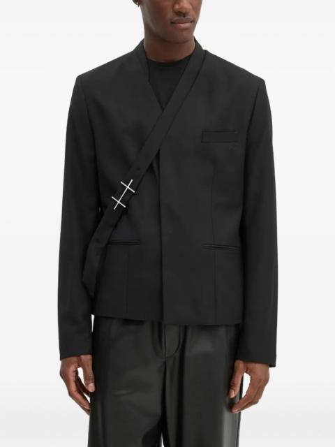 cross-detail blazer