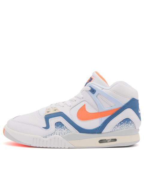 Nike Air Tech Challenge Ii QS Sneaker