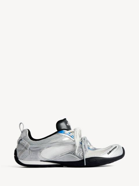 Women's Radar Gradient Lines Sneaker in White/grey/silver/black/blue