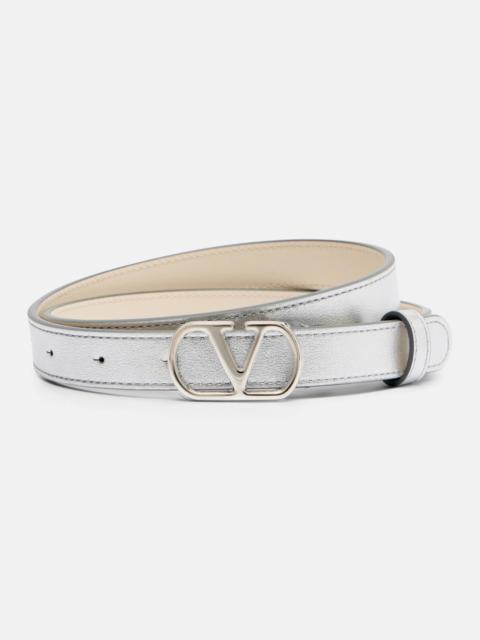 Metallic leather belt